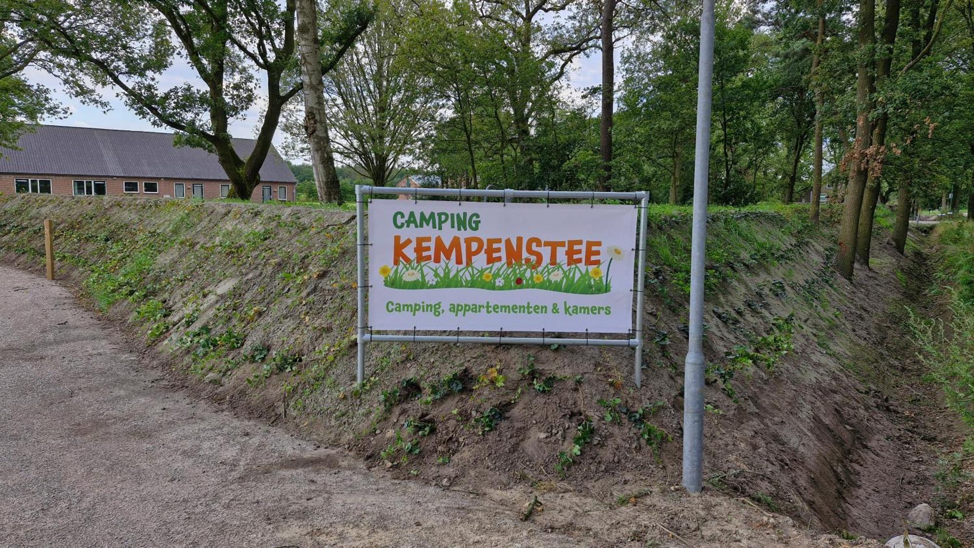 Campingappartement Knegsel المظهر الخارجي الصورة